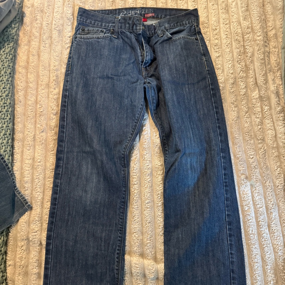 Classic  Denizen (Levi) Blue Denim Jeans